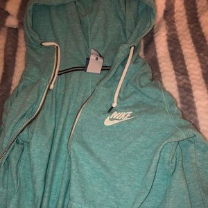 Women’s Nike jacket size M